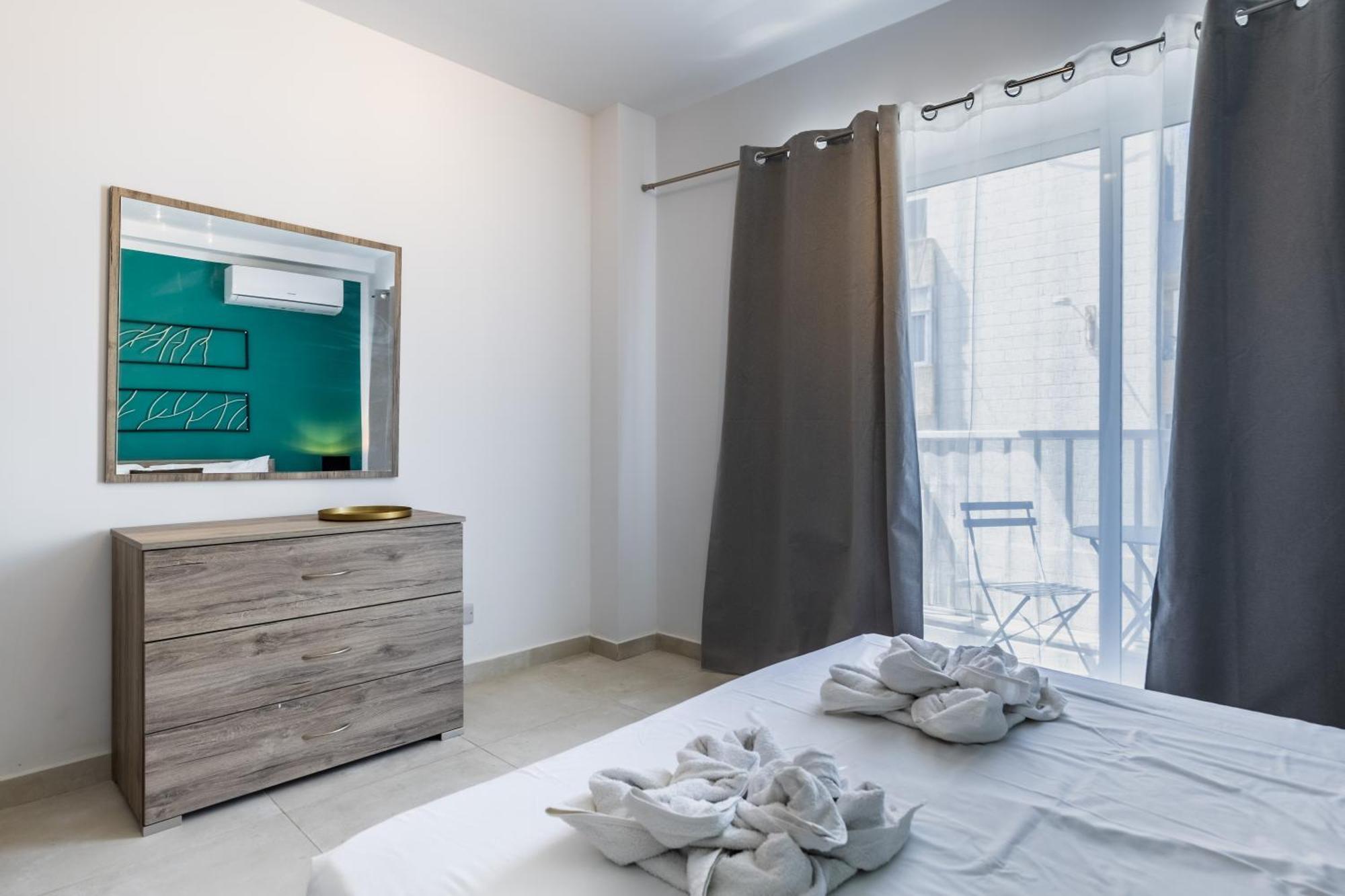 Kunsu'S Apartment 5 Min Walk From St Julians San Ġwann 外观 照片