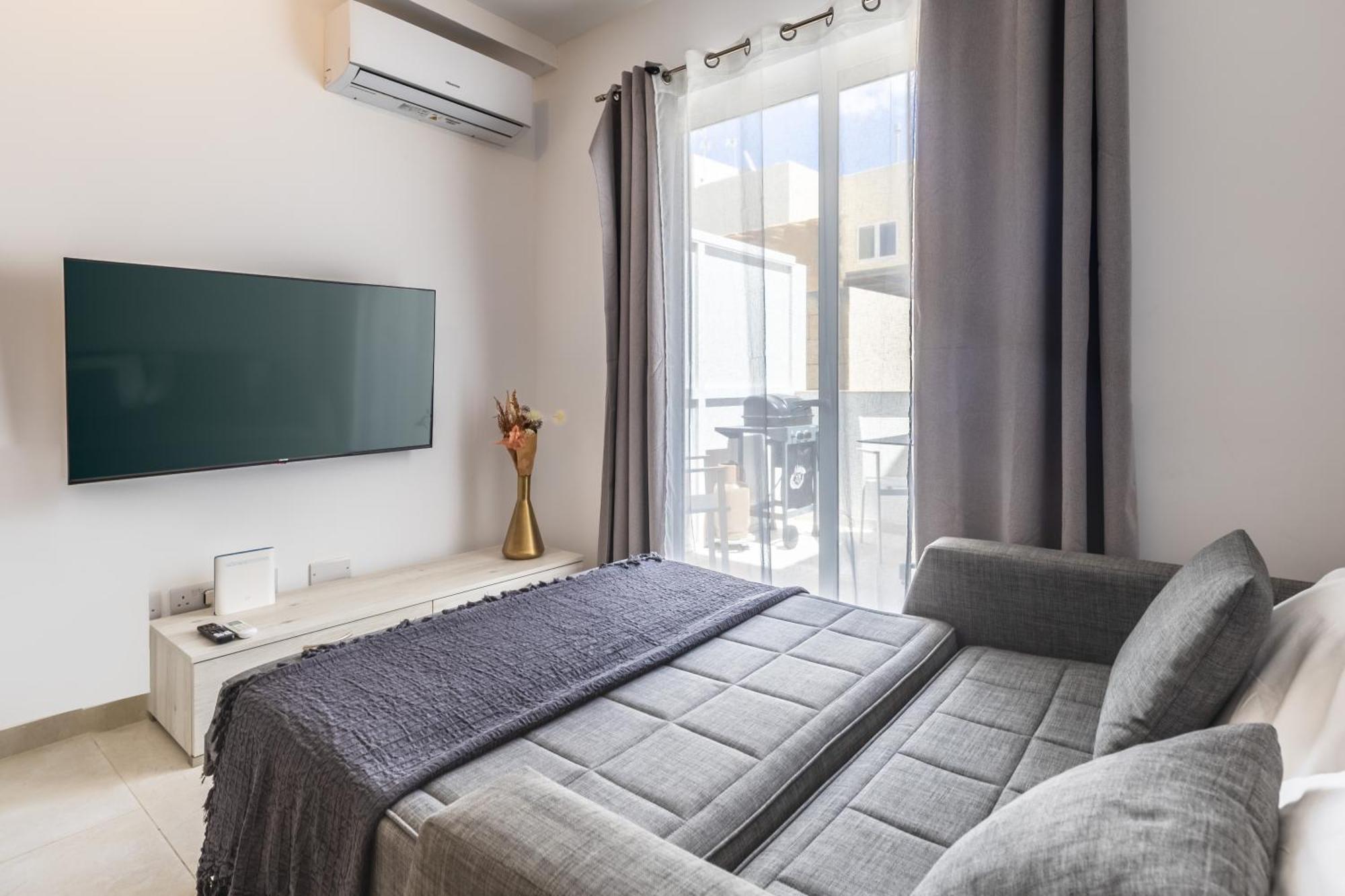 Kunsu'S Apartment 5 Min Walk From St Julians San Ġwann 外观 照片