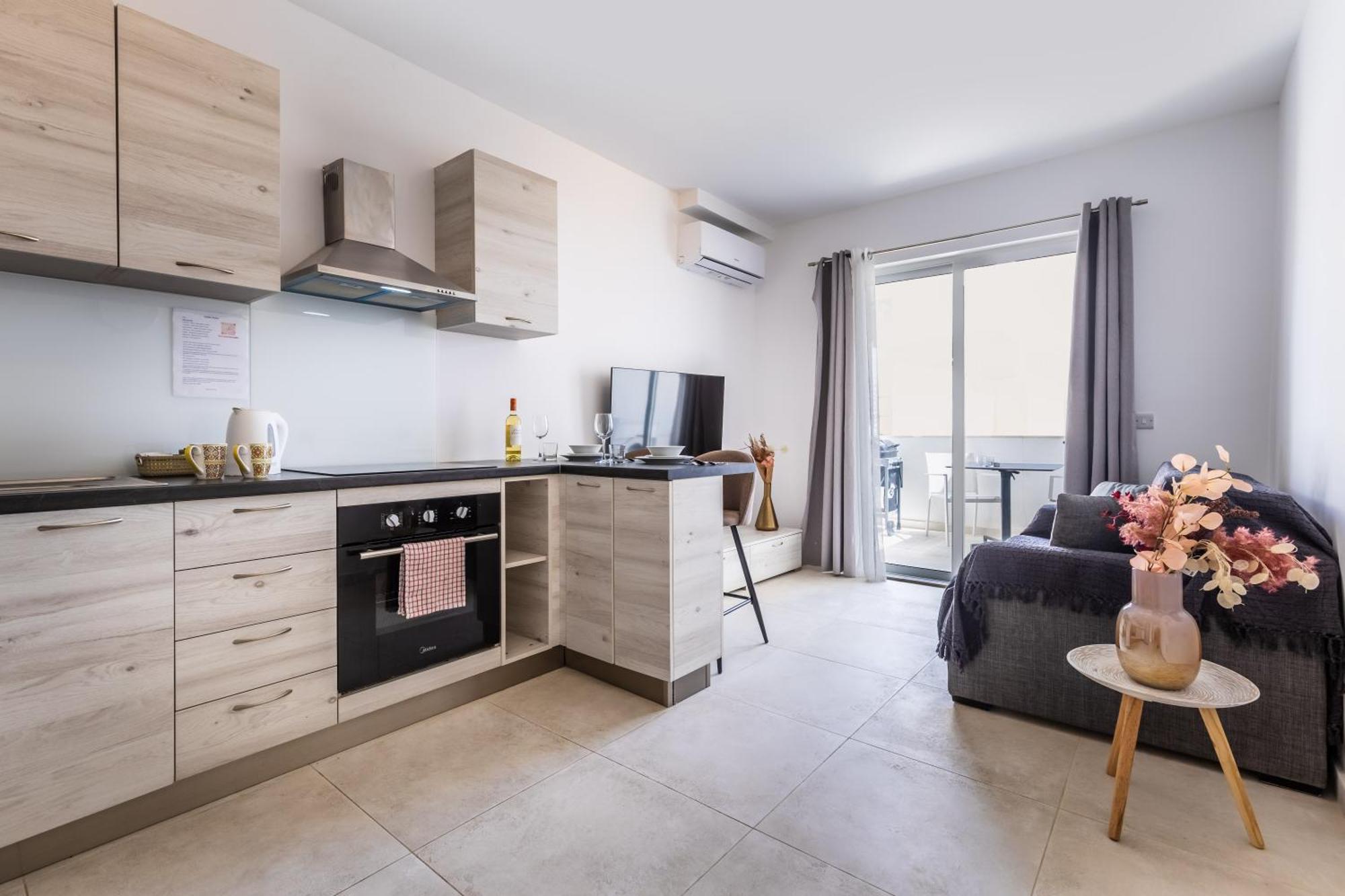 Kunsu'S Apartment 5 Min Walk From St Julians San Ġwann 外观 照片