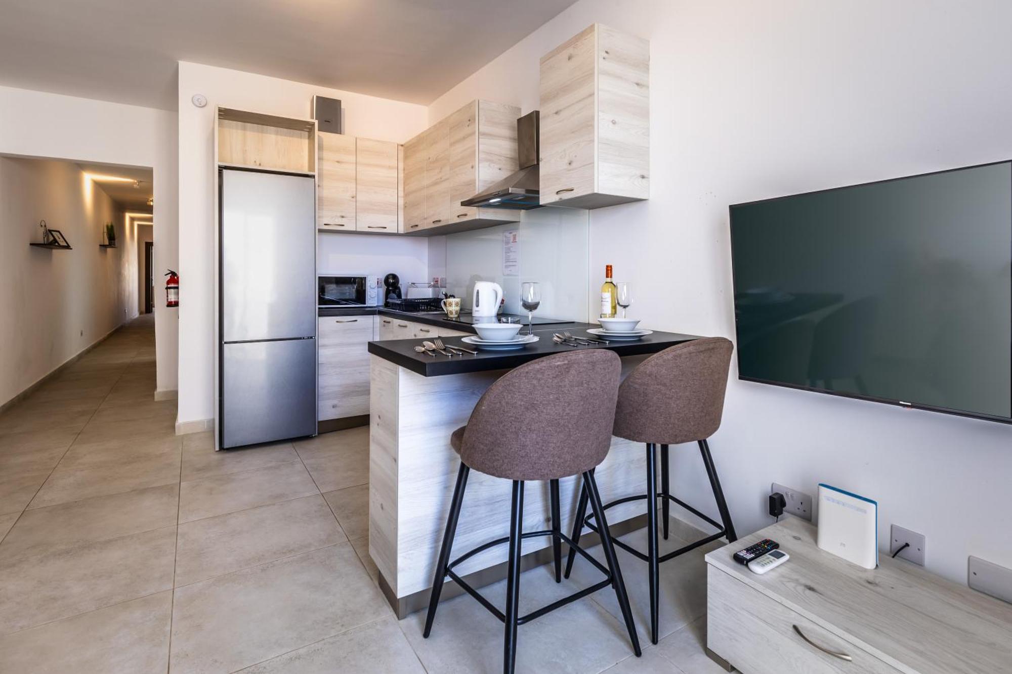 Kunsu'S Apartment 5 Min Walk From St Julians San Ġwann 外观 照片